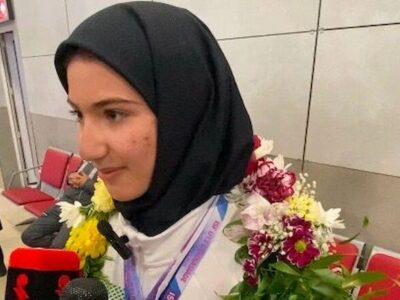 تقدیر یک قهرمان المپیک دانش آموزی از مادران ورزشکاران