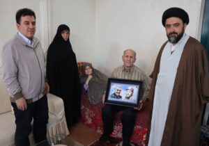 دیدار شهردار تبریز با خانواده معظم شهیدان والامقام «مرتضی اعلائی اسفهلانی» و « راشد خاکپاکی »