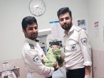 نوزاد عجول آذرشهری داخل آمبولانس به دنیا آمد