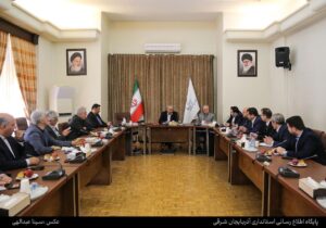 مدیران حوزه های صنعت و برق استان برای مدیریت انرژی هم افزایی کنند