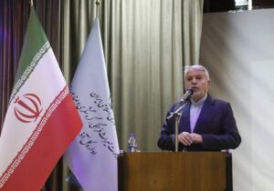 وزیر میراث فرهنگی: با ظرفیت‌های گردشگری کشور نیازی به سفرهای خارجی نداریم