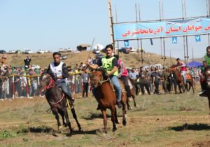 نفرات برتر مسابقات اسب سواری جشنواره عشایری کلیبر معرفی شدند