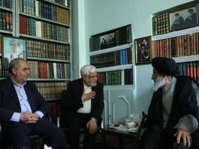 دیدار معاون اول رئیس جمهور با خانواده شهید آل هاشم