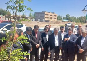 کلنگ‌ احداث پل ارتباطی شهر هشترود با اعتباری بالغ بر ۲۰۰ میلیارد ریال به زمین زده شد.
