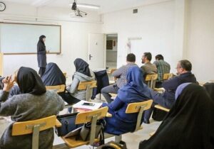 دانشگاه‌ها تا ۱۰ سال آینده با کاهش شدید دانشجو مواجه می‌شوند