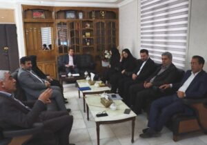مولدسازی و استفاده بهینه از زیرساخت ها و امکانات موجود در اولویت باشد