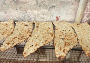 افزایش بیش از ۸۰ درصدی قیمت انواع نان آزادپز در تبریز/ آزادسازی قیمت نان، راهی برای حل مشکلات نان و نانوایان