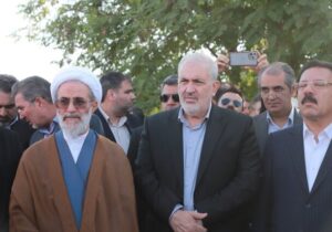 بازدید وزیر نیرو از طرح آبرسانی به مرند