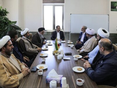 دیدار قائم مقام ستاد اقامه نماز کشور با معاون توسعه مدیریت و منابع انسانی استاندار آذربایجان شرقی