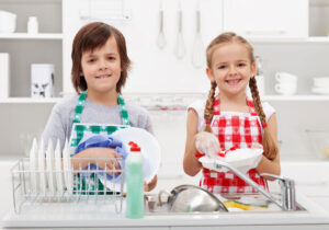 چگونه کودکی مسئول و متعهد تربیت کنیم؟