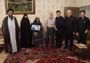 دیدار شهردار تبریز با خانواده معظم شهیدان والامقام «حسن پروردگاری» و «ایرج خدادادی نوبر»