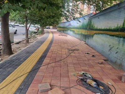 آغاز فاز جدید اجرای سنگفرش پیادهرو ها در بلوار چایکنار