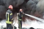 آتش‌سوزی ضایعات لاستیک در میدان آذربایجان تبریز مهار شد