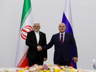 دیدار عارف با نخست‌وزیر روسیه در حاشیه نشست اوراسیا