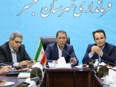 بازدید معاون توسعه مدیریت و منابع استانداری از فرمانداری و بخشداری‌های شبستر