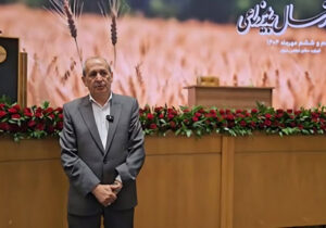 شفیعی: گلخانه‌ها راهبرد اصلی مدیریت بحران آب و نجات کشاورزی استان هستند