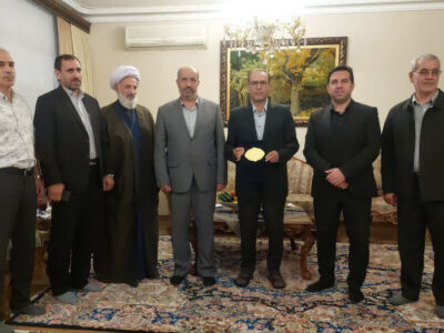 دیدار عضو شورای شهر وشهردار منطقه ۳ با جانباز سرافراز «اسحاق دلیلی»