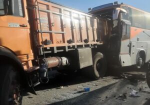 تصادف زنجیره‌ای در آزادراه پیامبر اعظم تبریز با یک فوتی و ۱۶مصدوم 