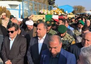 حضور فرهنگیان و دانش‌آموزان تبریزی در مراسم استقبال از شهدای گمنام