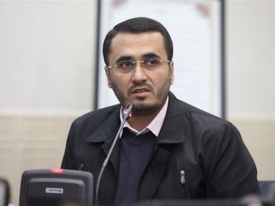 نماینده مردم تبریز: کسی که قلم خود را بفروشد، شرافتش را خدشه‌دار می‌کند