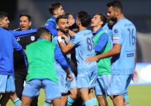 جدول لیگ برتر/ تراکتور باخت چادرملو صدرنشین شد