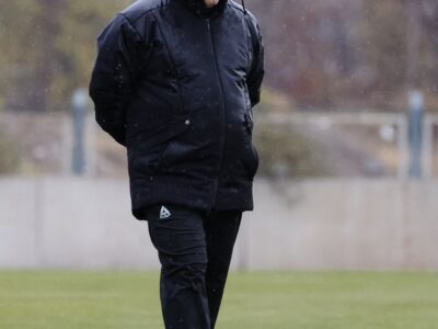 تمرین تراکتوری ها در هوای سرد تبریز