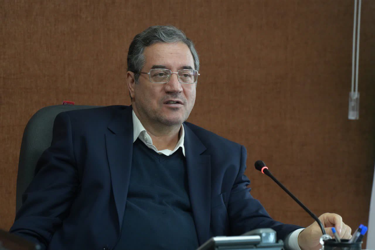 برخی مدیران سابق فراموش کردهاند دریاچه ارومیه را در چه وضعیتی تحویل دادند. برخی مدیران سابق فراموش کردهاند دریاچه ارومیه را در چه وضعیتی تحویل دادند.