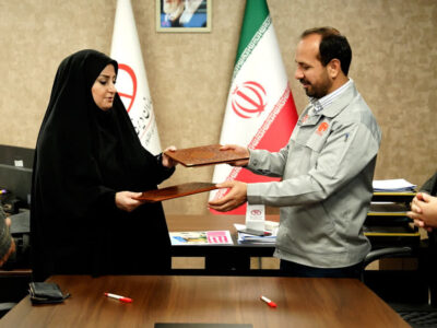 امضای تفاهمنامه همکاری بین پارک علم و فناوری و تراکتورسازی برای تولید خودروی تجاری ایران