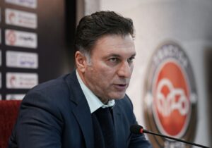 تراکتور را با نظر سرمربی تقویت میکنیم