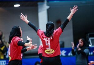 برتری قاطع زنان والیبالیست تبریزی در خانه