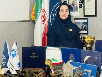 فاطمه زهرا(س)الگوی دانش،عزت،تربیت،عفاف مجاهدت اجتماعی است