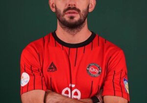 هافبک تراکتور با برف امسال برمی‌گردد.