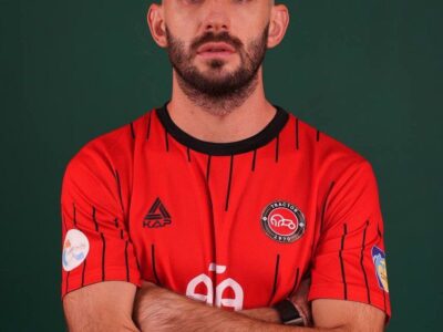 هافبک تراکتور با برف امسال برمی‌گردد.