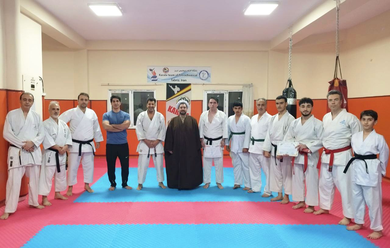 حمایت از ورزش قهرمانی؛ تقدیر از کاراتهکاران پتروشیمی تبریز حمایت از ورزش قهرمانی؛ تقدیر از کاراتهکاران پتروشیمی تبریز
