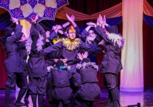 «منطقالطیر» به صحنه رفت