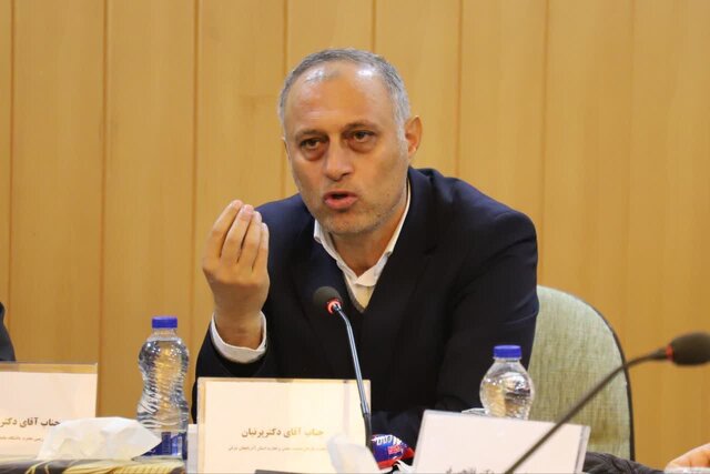 تبیین تصمیمات اقتصادی دولت نیازمند همراهی نخبگان دانشگاهی است تبیین تصمیمات اقتصادی دولت نیازمند همراهی نخبگان دانشگاهی است