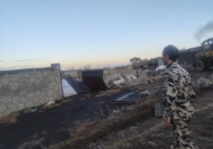 قلع و قمع ۶۱ مورد ساختوساز غیرمجاز در اراضی کشاورزی باسمنج تبریز