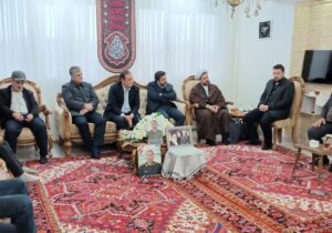 دیدار مدیرعامل پتروشیمی تبریز با خانواده معظم شهید عبداللهی