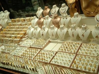 طلا بخریم یا صبر کنیم؟