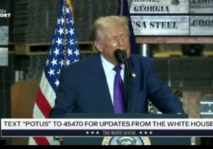 جدال لفظی ترامپ و مکرون بر سر دارو و تعرفه واردات