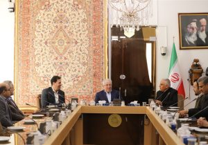 ضرورت حذف قوانین زائد و سامانههای موازی