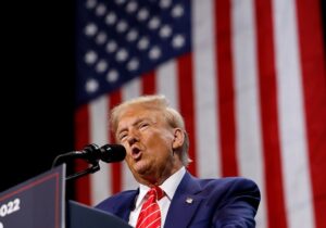 ترامپ: تغییر رژیم ایران هدف امریکا نبود !