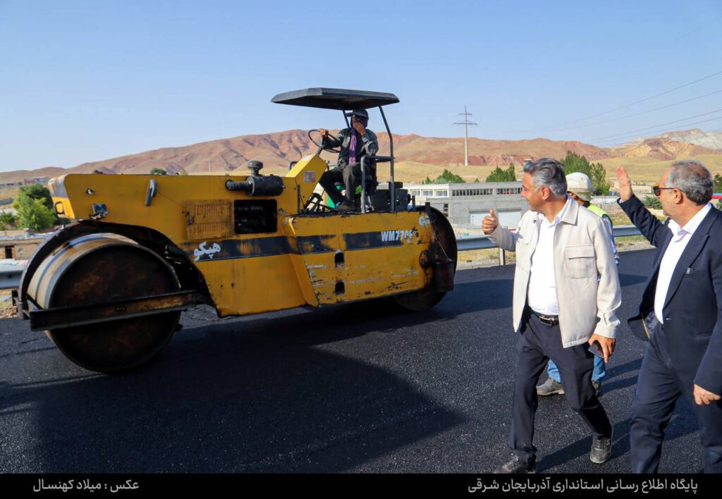 گزارش تصویری بازدید استاندار آذربایجان شرقی از پروژه آسفالت آزادراه تبریز-زنجان