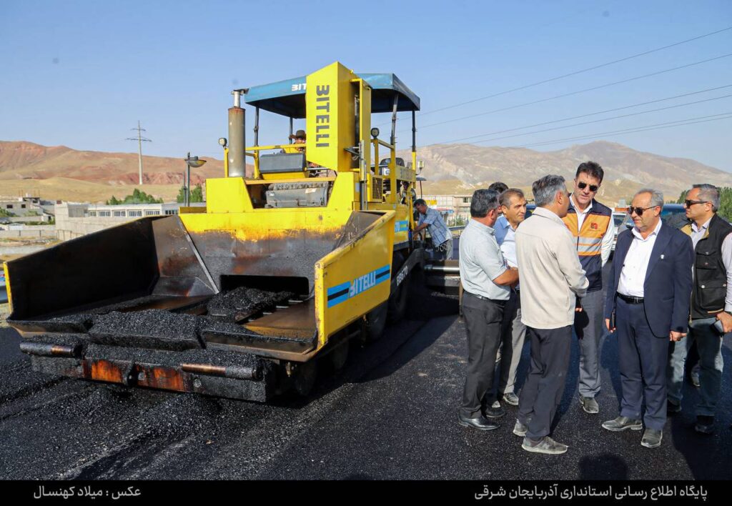 گزارش تصویری بازدید استاندار آذربایجان شرقی از پروژه آسفالت آزادراه تبریز-زنجان