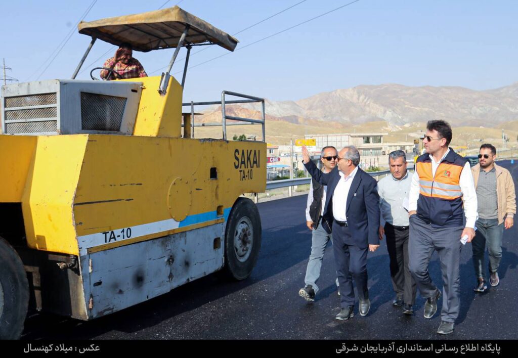 گزارش تصویری بازدید استاندار آذربایجان شرقی از پروژه آسفالت آزادراه تبریز-زنجان