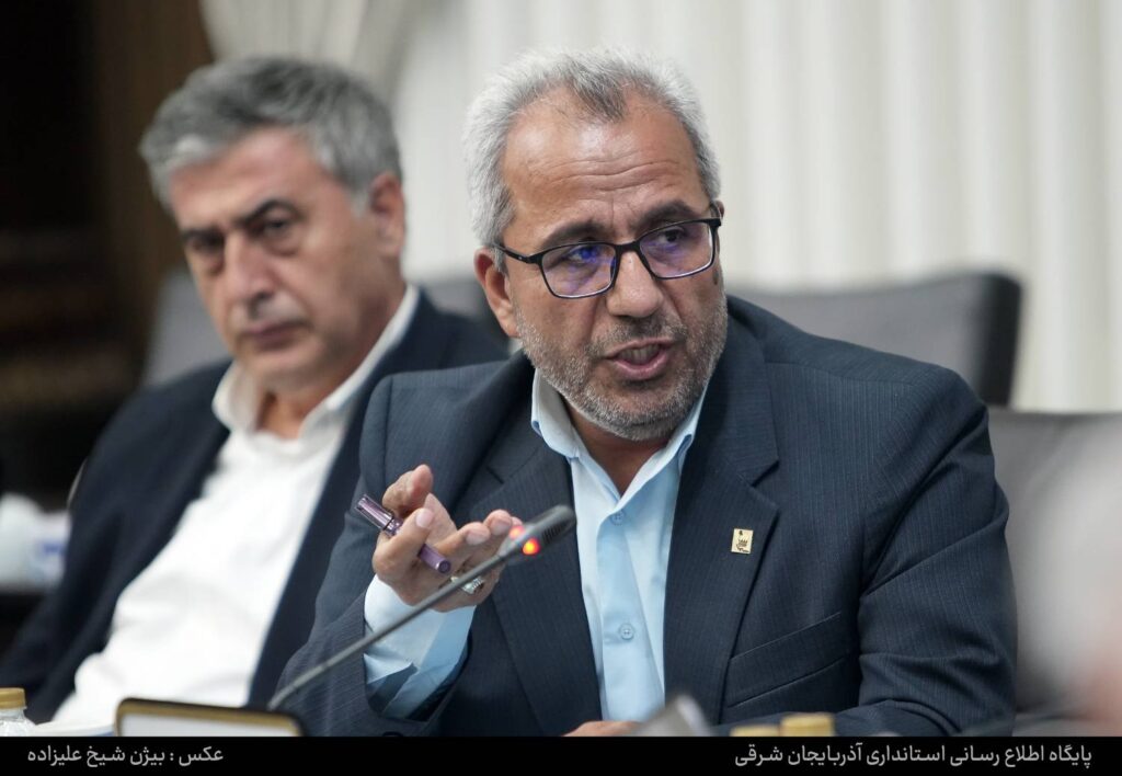 نشست مشترک بررسی مشکلات شهرک‌های صنعتی آذربایجان شرقی با حضور استاندار آذربایجان شرقی و رییس سازمان صنایع کوچک و شهرک‌های صنعتی ایران