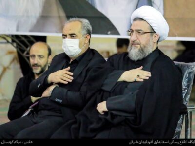 حضور استاندار آذربایجان شرقی در مراسم بزرگداشت رهبر شهید انقلاب اسلامی در مصلی تبریز، همزمان با تشییع پیکر مطهر قائد امت در تهران